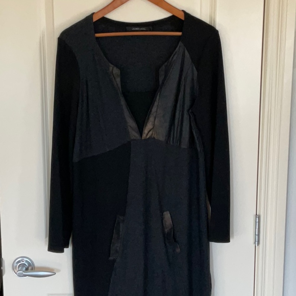 An elegant knee length theme dress by Lauren Vidal